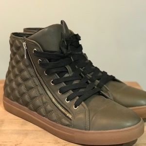 Steve Madden sneakers